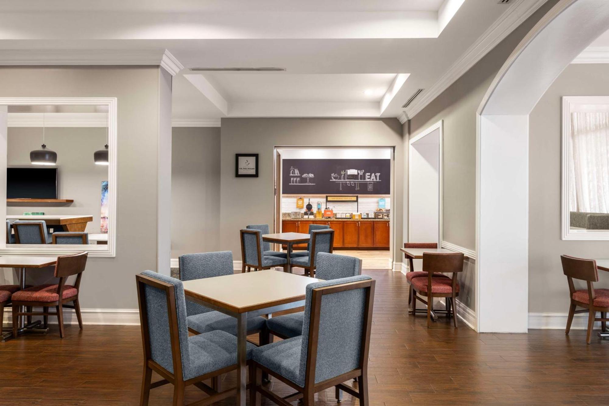 Hampton Inn West Palm Beach Central Airport Eksteriør billede