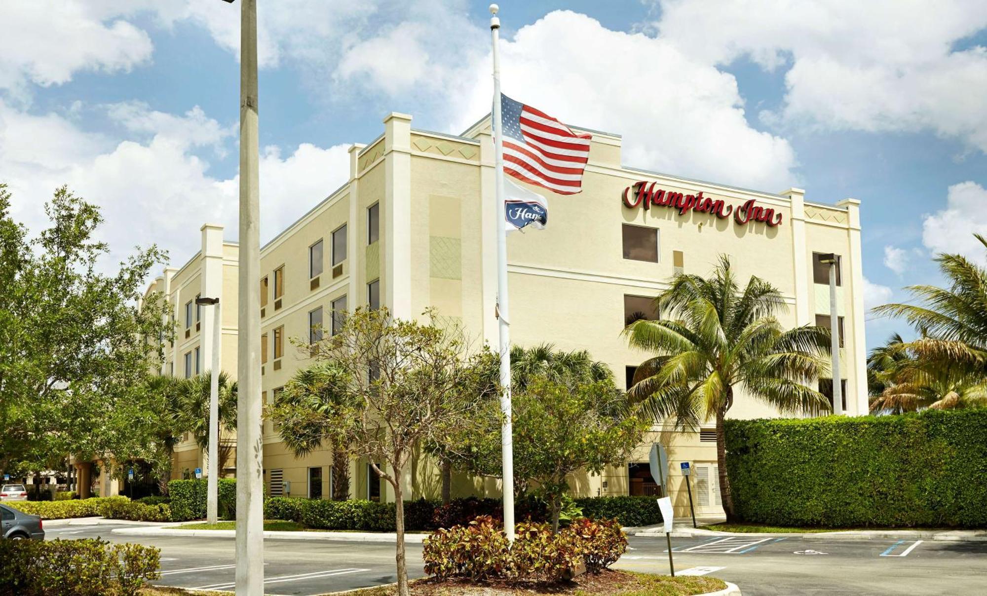 Hampton Inn West Palm Beach Central Airport Eksteriør billede