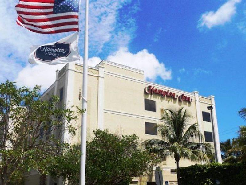 Hampton Inn West Palm Beach Central Airport Eksteriør billede